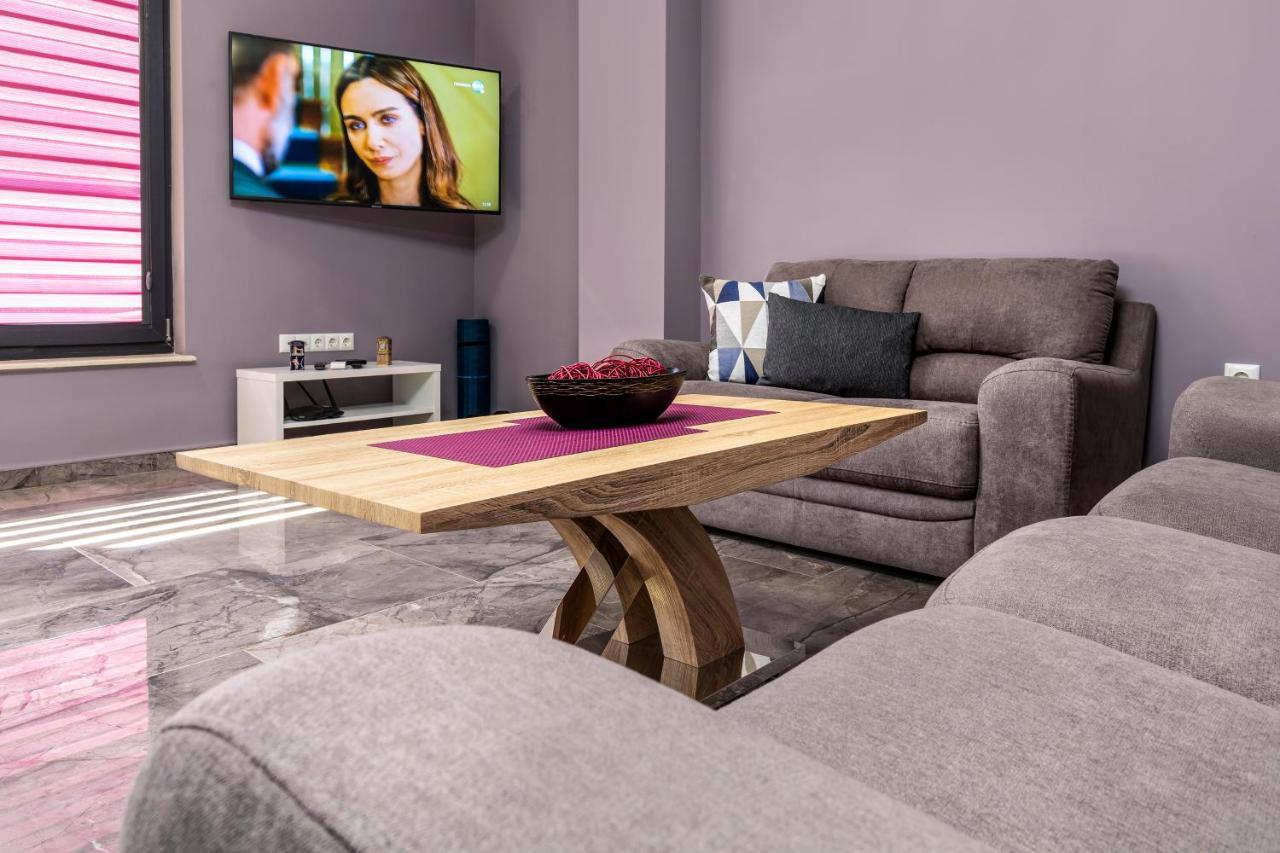 Stylish 1Bd Flat With A Parking Spot By Flat Mаnager Lägenhet Plovdiv Exteriör bild