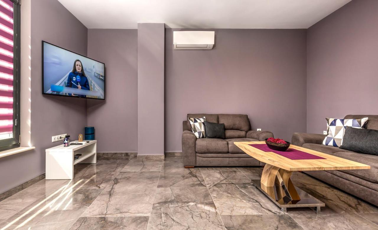 Stylish 1Bd Flat With A Parking Spot By Flat Mаnager Lägenhet Plovdiv Exteriör bild