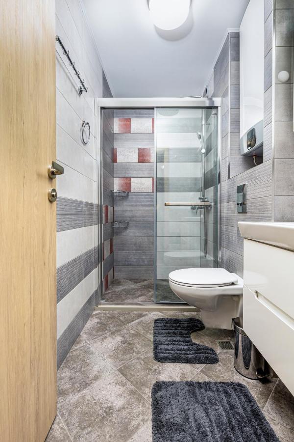 Stylish 1Bd Flat With A Parking Spot By Flat Mаnager Lägenhet Plovdiv Exteriör bild